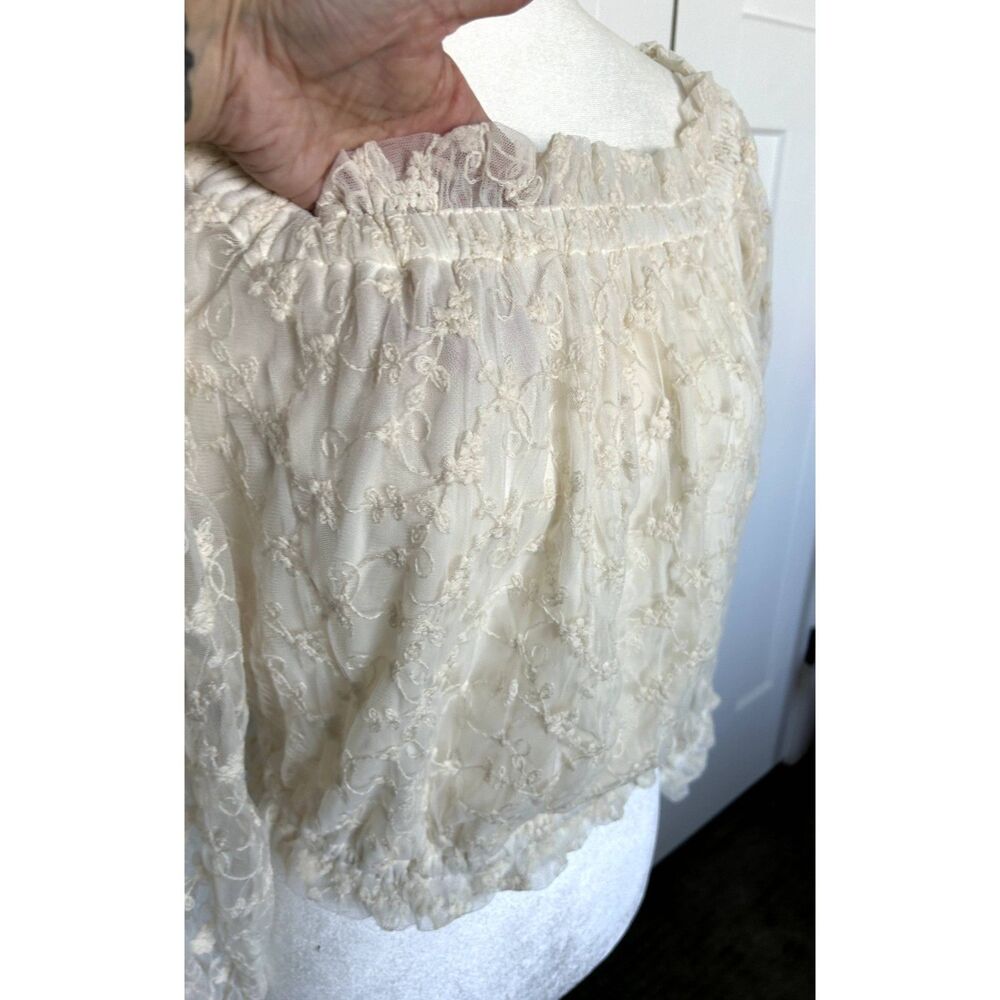 NWT EXPRESS Long Sleeve Lace Gathered Hem Crop Top Women's Size S - Picture 7 of 8